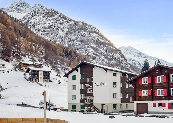 Flat Close To Zermatt - Klein Matterhorn View